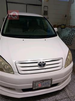 تويوتا إبسم